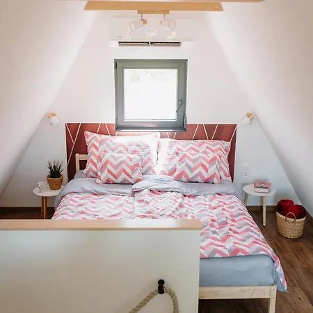 A Hely Ahol * Nagymaros